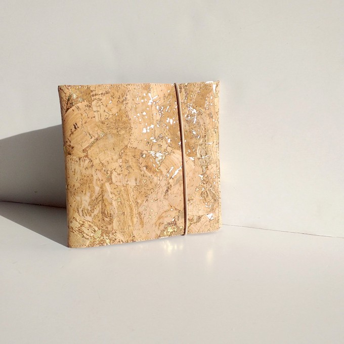 Grotkop Collection MASKENTASCHE aus Kork, Natur/Gold Grotkop Collection MASKENTASCHE aus Kork, Natur/Gold