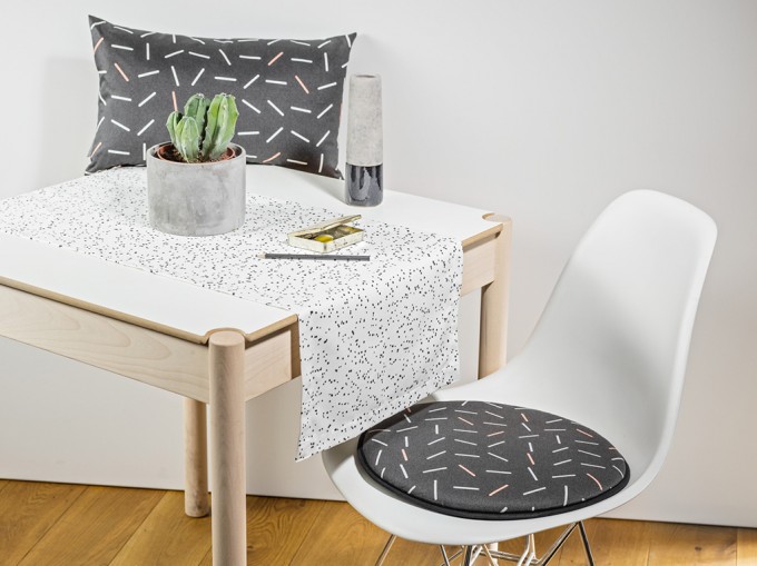 MEINE LIEBE – TISCHLÄUFER DOTS WEISS 40x150cm MEINE LIEBE – TISCHLÄUFER DOTS WEISS 40x150cm
