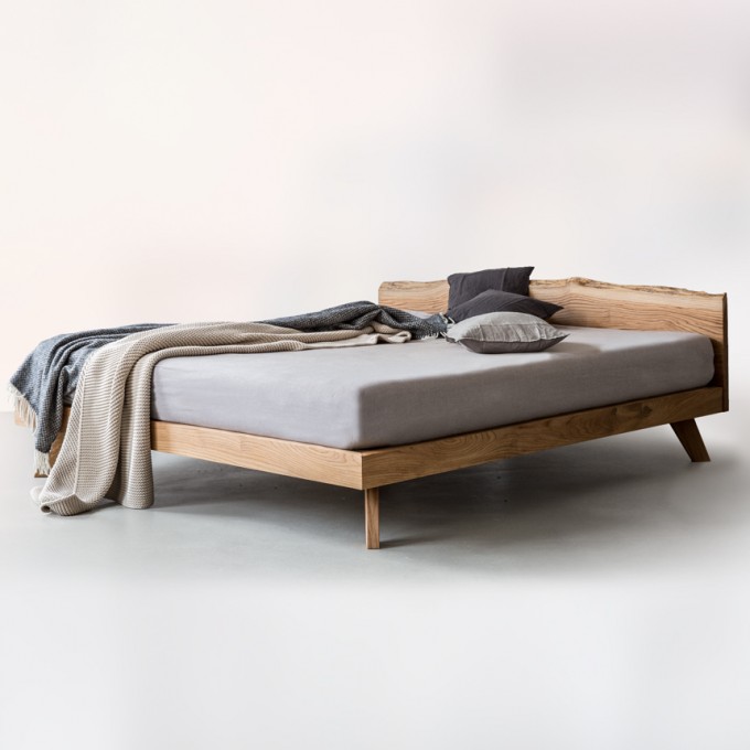 NUTSANDWOODS Oak Bed (verschiedene Größen) NUTSANDWOODS Oak Bed (verschiedene Größen)