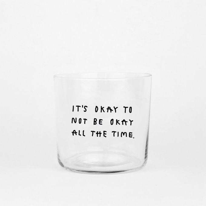 I'TS OKAY Glas – yahya studio, johanna schwarzer