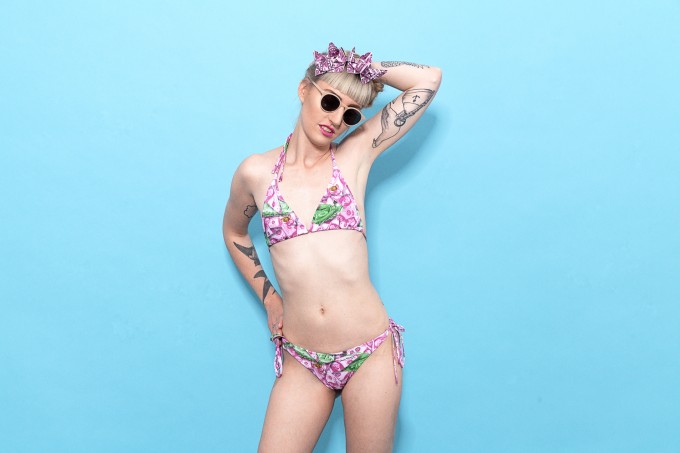 Zitat Claude Money Dollar Bikini Zitat Claude Money Dollar Bikini