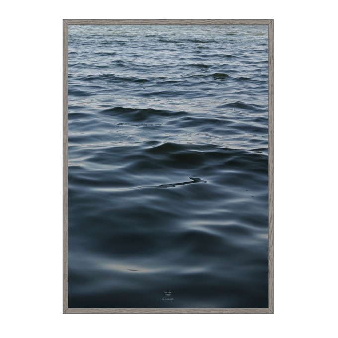 na.hili feet in the WATER - A1 Artprint - Poster na.hili feet in the WATER - A1 Artprint - Poster