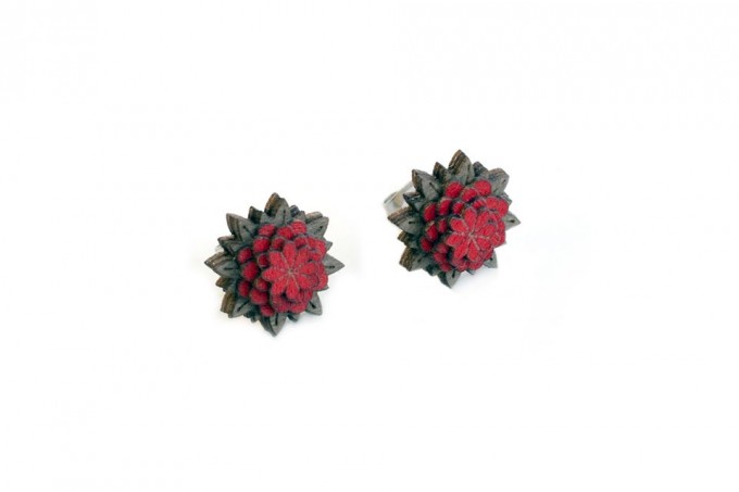 BeWooden Ohringe - Ohrstecker mit Holzdetail - Motiv Blume - Red Flower Earrings BeWooden Ohringe - Ohrstecker mit Holzdetail - Motiv Blume - Red Flower Earrings