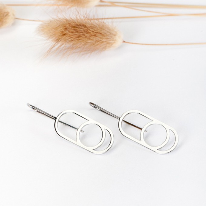 Madita-Ohrschmuck – studio.drei Madita-Ohrschmuck – studio.drei