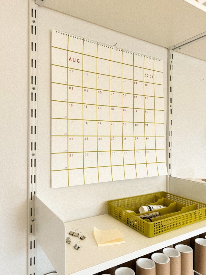 Großer Wandkalender 2026, quadratisch 50x50 - SANS.