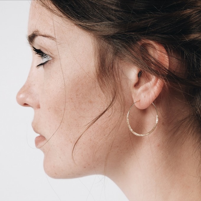 EVE+ ADIS // SKINNY HOOPS seashell EVE+ ADIS // SKINNY HOOPS seashell
