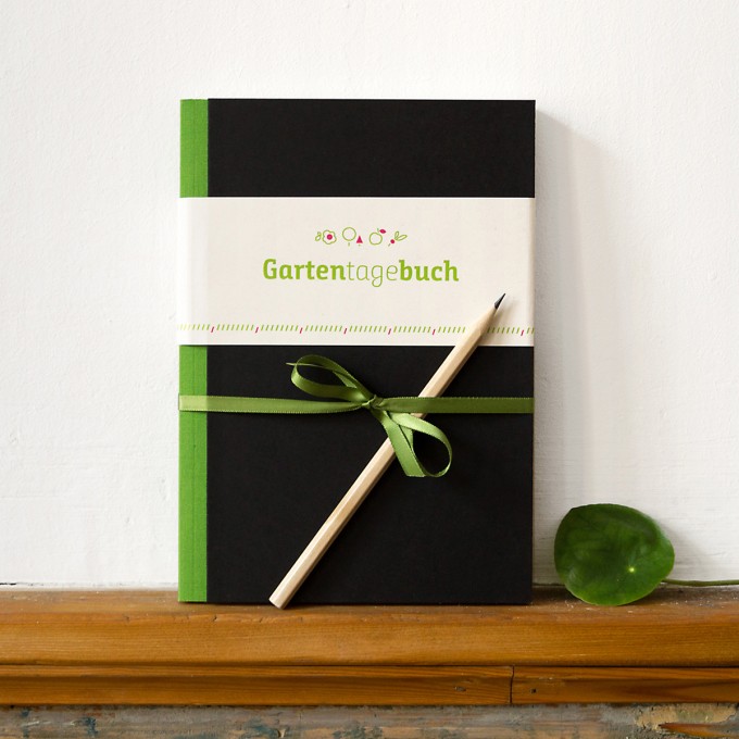Gartentagebuch, schwarz, immerwährender Kalender, Gartenchronik und Notizbuch für Hobbygärtner Gartentagebuch, schwarz, immerwährender Kalender, Gartenchronik und Notizbuch für Hobbygärtner