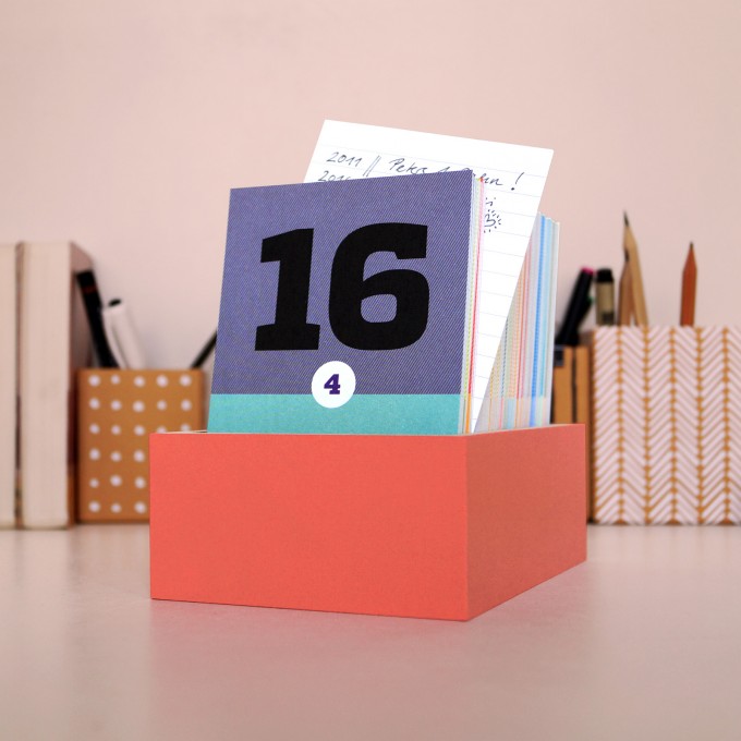 sperlingB – schönetagebox, koralle, immerwährender Kalender sperlingB – schönetagebox, koralle, immerwährender Kalender