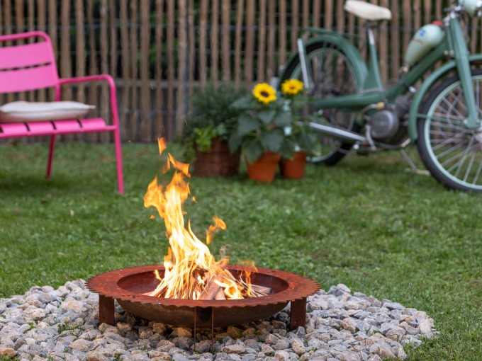 Keilbach Feuerschale sun, 80cm Durchmessser, 3mm dickem wetterfestem Stahl, kein Verzug, fertig montiert, einzigartige Rostoptik