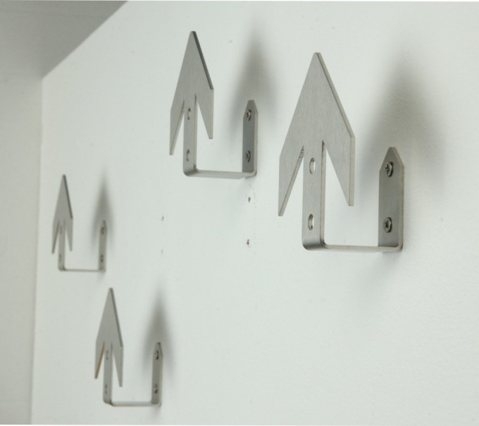 Keilbach Garderobenhaken "up", aus Edelstahl, 8,5 x 8,5cm, Tiefe 4cm