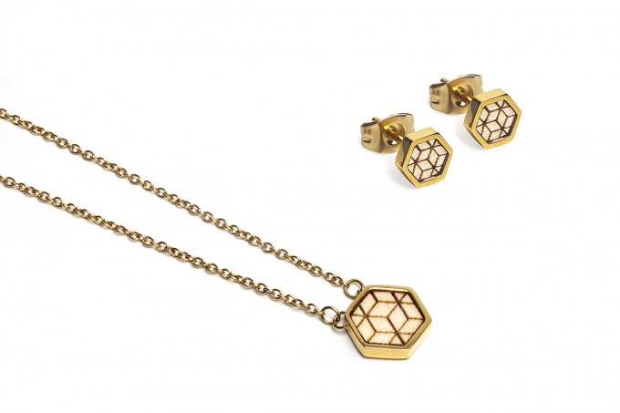 BeWooden Halskette & Ohrringe Set - Virie Hexagon Set BeWooden Halskette & Ohrringe Set - Virie Hexagon Set