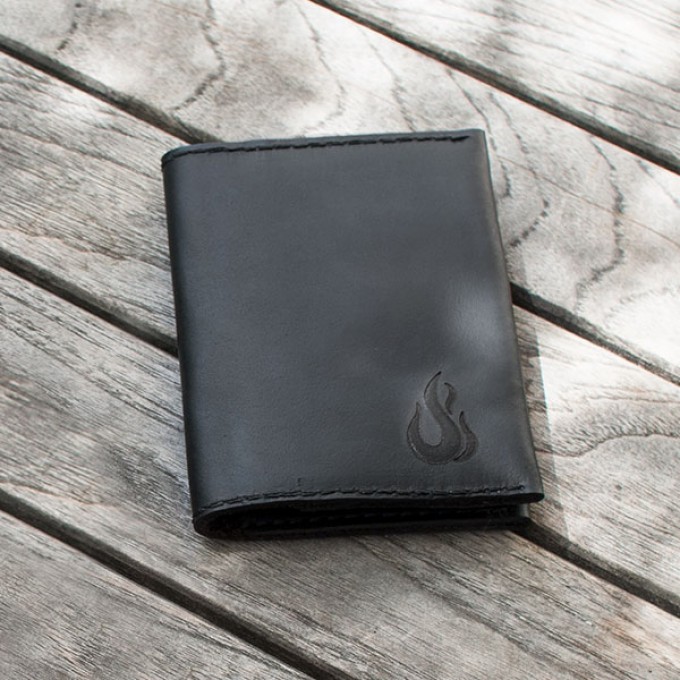 Leather Wallet - Geldbörse aus schwarzem Leder - Portemonnaie - Burning Love Leather Wallet - Geldbörse aus schwarzem Leder - Portemonnaie - Burning Love