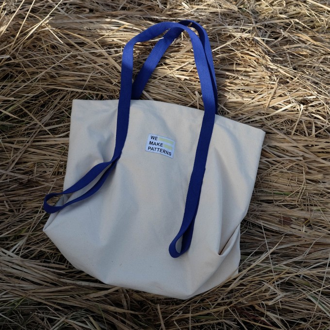 We Make Patterns - Canvas Yoga / Beachbag - Creme/Blue We Make Patterns - Canvas Yoga / Beachbag - Creme/Blue