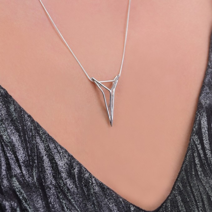 SPACE JEWELS. YOUNIVERSAL Strutura, Anhänger mit Kette. Sterling Silber SPACE JEWELS. YOUNIVERSAL Strutura, Anhänger mit Kette. Sterling Silber