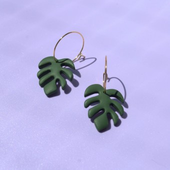Handgefertigte 18K Creolen mit Blatt-Detail | Santoclay