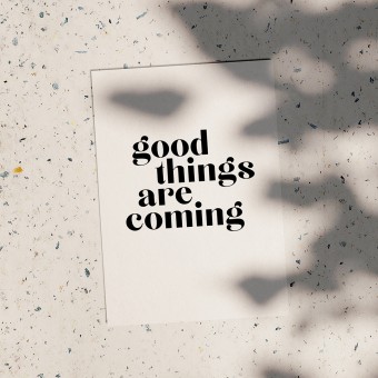 Love is the new black - Postkarte "Good things are coming" 