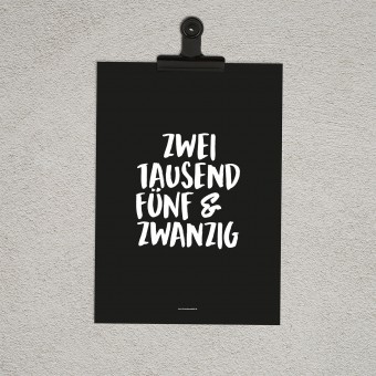 Love is the new black - Kalender 2025 mit Klammer 