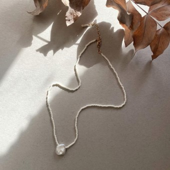 IDA PING JEWELRY // SWEET PEARL Halskette aus Miyuki Glasperlen und Süsswasserperle