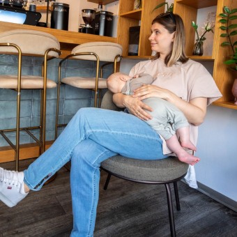 The New Mom Jean - Jeans - Blau - creätr