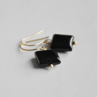 nahili OHRRINGE simply beautiful "black Onyx" Edelstein & 14K Gelbgold plattiert