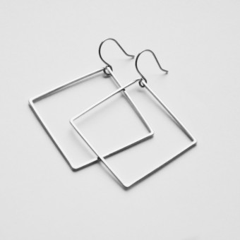 nahili OHRRINGE "Shapes" minimal Anhänger - Quadrat weißgold (silbern) oder golden plattiert 