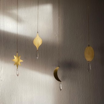 IDA PING JEWELRY // Weihnachtliche Sun Catcher - Stern, Kugel, Tropfen & Mond