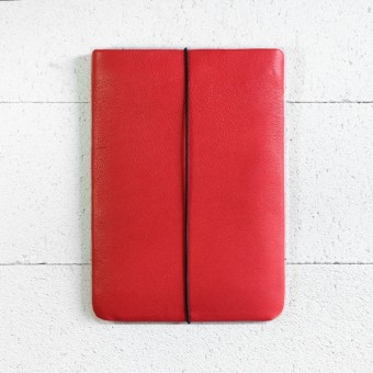VANDEBAG - MacBook Sleeve aus rotem Leder