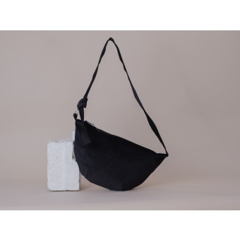ZACAMO – Halbmondtasche • Cord • tiefschwarz