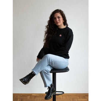 Stadtliebe® | Nordsee Sweatshirt mit gesticktem „Strandkorb“ Schwarz 100% Bio-Baumwolle
