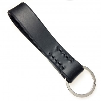 LIEBHARDT - Leder Schlüsselanhänger, handgenäht aus pflanzlich gegerbtem Echt-Leder - massive Sattlernaht - handstitched (schwarz mit schwarzer Naht)