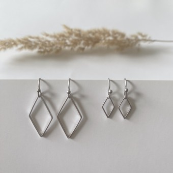 nahili silberne OHRRINGE "shapes" minimal Weißgold nickelfrei schlichte Rauten