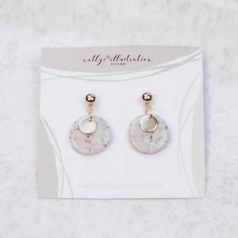 nathys_illustration - Ohrringe "Luna Pearl" 1,5cm mit Goldplättchen 