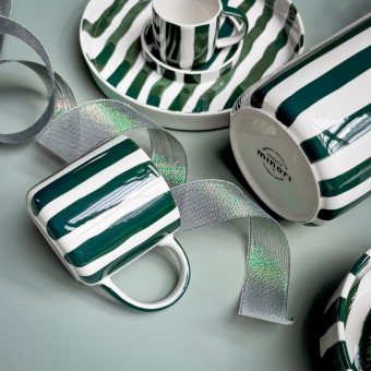 Magazin Minori - Becher Stripes - gentle green