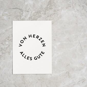Love is the new black - Postkarte "Von Herzen alles Gute" 