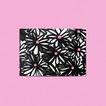 Girls in Motion Flower Smiley Postkarte A6