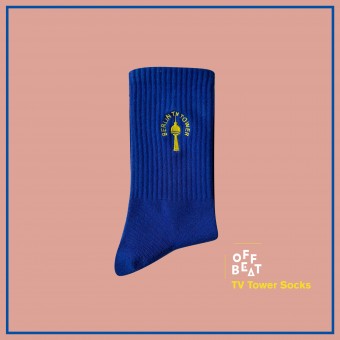 Gerippte TV Tower Socken von Offbeat