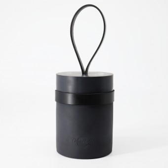 TÜRSTOPPER “DARK“ MIT LANGER LEDERSCHLAUFE