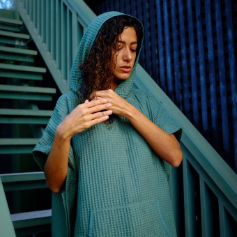 We Make Patterns - Handtuch Poncho Seagrass