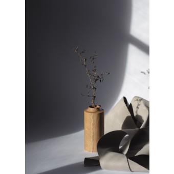 Handgedrechselte Vase VA013 aus Eiche – Studio Fiatal
