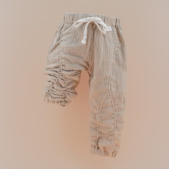 manymooons | Mitwachsende Babyhose | 0–18 Monate | Bio-Musselin | Beige