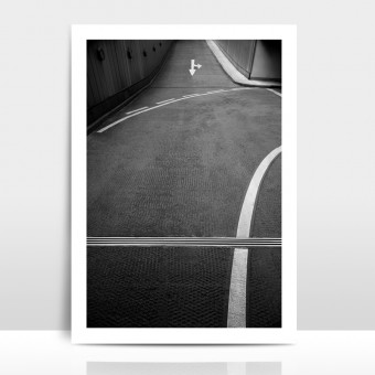 Amy & Kurt Berlin Artprint "White Arrow"