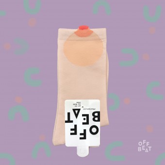Pop-out Brust Socken von Offbeat