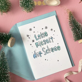 BRUSHMEETSPAPER Weihnachtskarte: "Leise rieselt" Grusskarte inkl. Umschlag - Hand Lettering