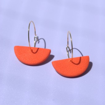 Bunte Creolen mit Textur | 18k vergoldet | Santoclay