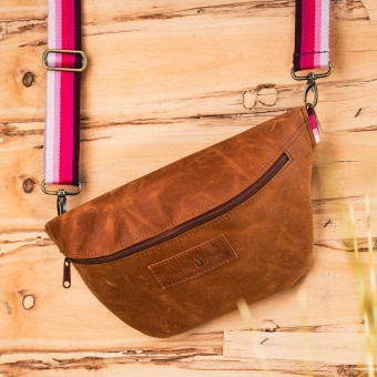 Crossbody Slingbag - cognac/harmony (Leder) - Burning Love
