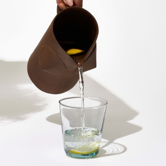 the jug / Julia Kaiser / Keramik Krug 