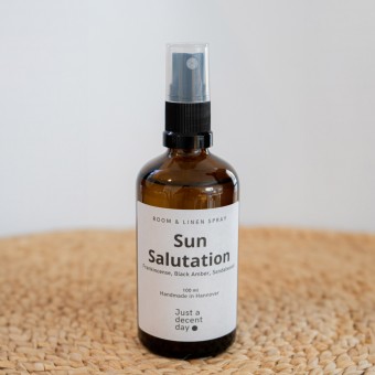 Raumspray mit Duft - Sun Salutation - Just a decent day