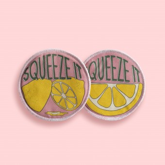 Waschbare Stilleinlagen mit Social Impact und homegrown Design von moodie x Squeeze it