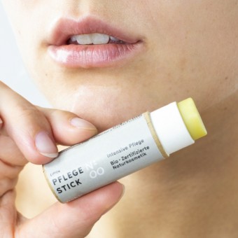 nakt® Lippenbalsam • Der Pflege-Stick für intensive Feuchtigkeitspflege