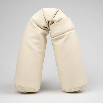 paddo Namibian ivory - Ergonomisches Positionierungskissen, flexible Ergorolle für Deinen Schreibtisch
